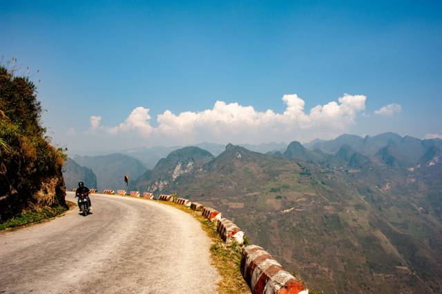 De Ha Giang Loop: zelf rijden of achterop bij een easy rider?