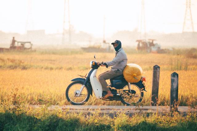 Scooter huren in Vietnam: rijbewijs, verzekering en waar je wel en niet zelf rijdt