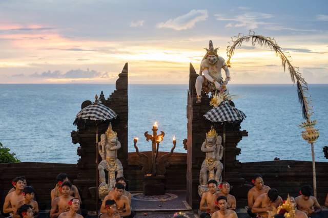 Wat te doen in Uluwatu? De highlights die je niet mag missen