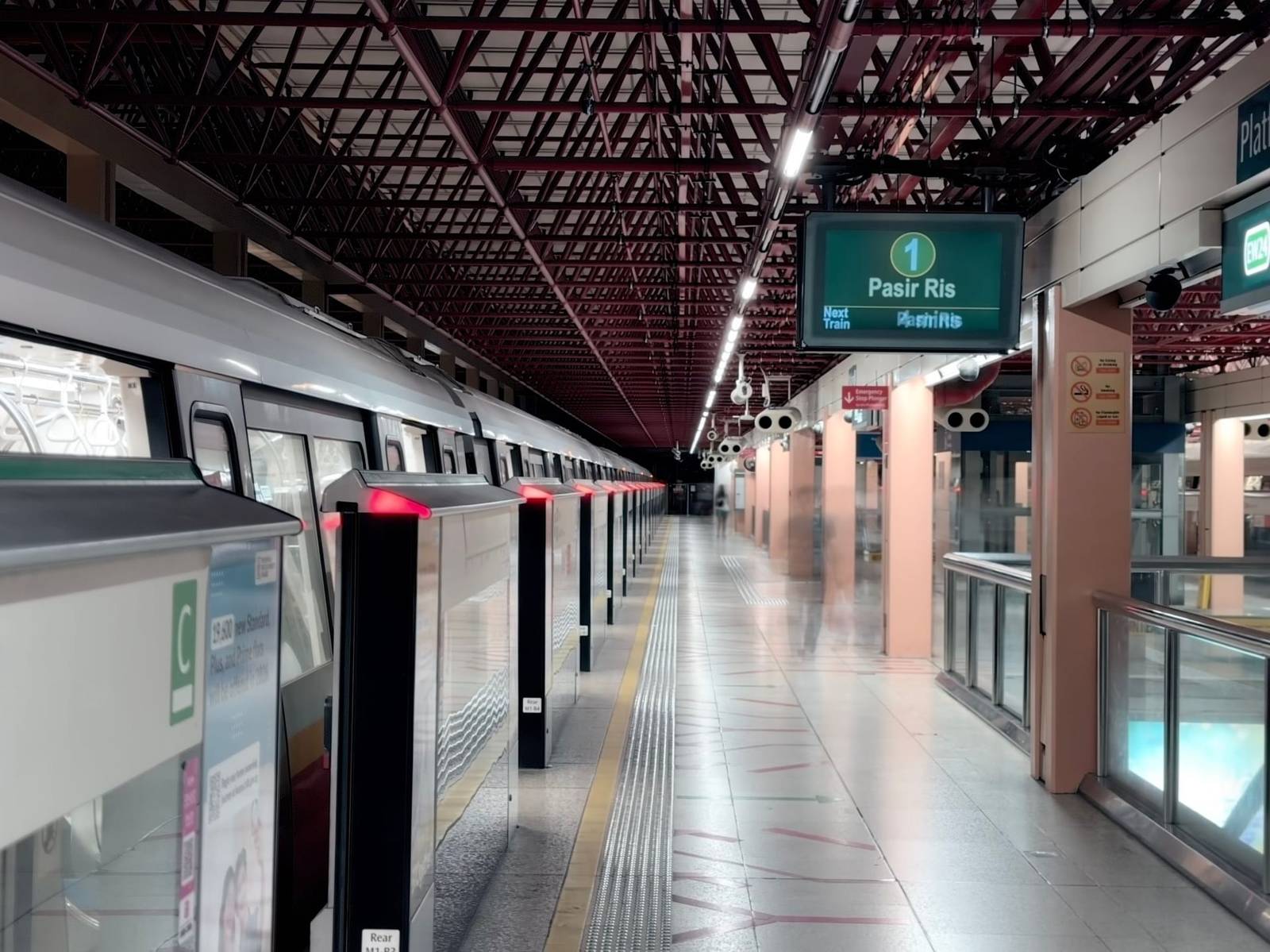 Vervoer in Singapore: MRT met je bankpas, Grab en over de grens naar Maleisië