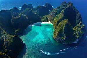 Baai van Koh Phi Phi van bovenaf