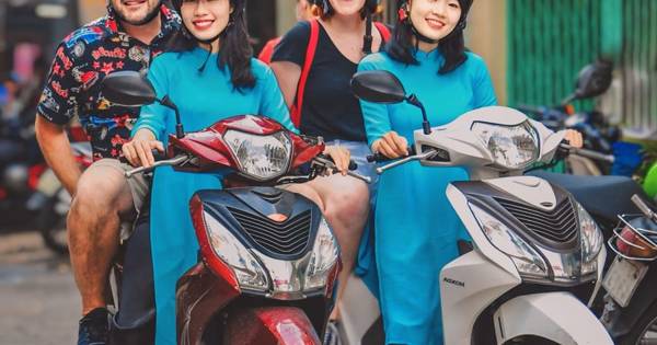 Saigon: premium foodtour per motorfiets (Michelin optioneel)