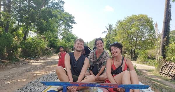 Battambang: tuk-tuk, bamboetrein, moordgrotten/vleermuizengrotten, zonsondergang