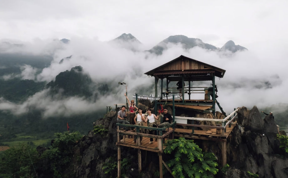 Vang Vieng: Namxay-uitkijkpunt, Blue Lagoon 1 en Phoukham-grot
