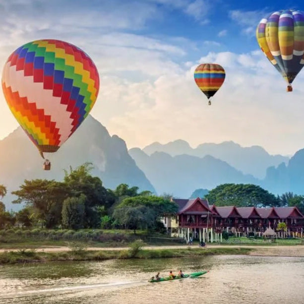 Vang Vieng: ballonvaart met ophaalservice vanaf je hotel in de stad